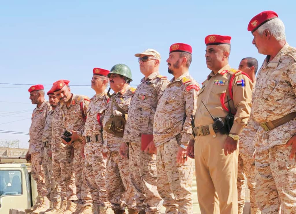 أركان حرب الشرطة العسكرية يزور فرع مأرب ويشيد بجهوده وجاهزيته