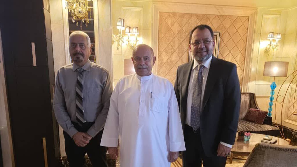 عضو مجلس القيادة سالم الخنبشي يوكد أهمية تكاتف الجهود للإسهام في تحسين خدمة الكهرباء