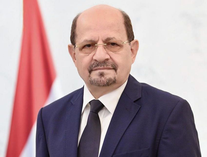 رئيس الوزراء يتلقى اتصالاً هاتفياً من وزير الخارجية المصري